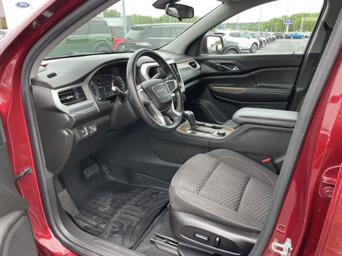 Used 2017 GMC Acadia SLE FWD image 9