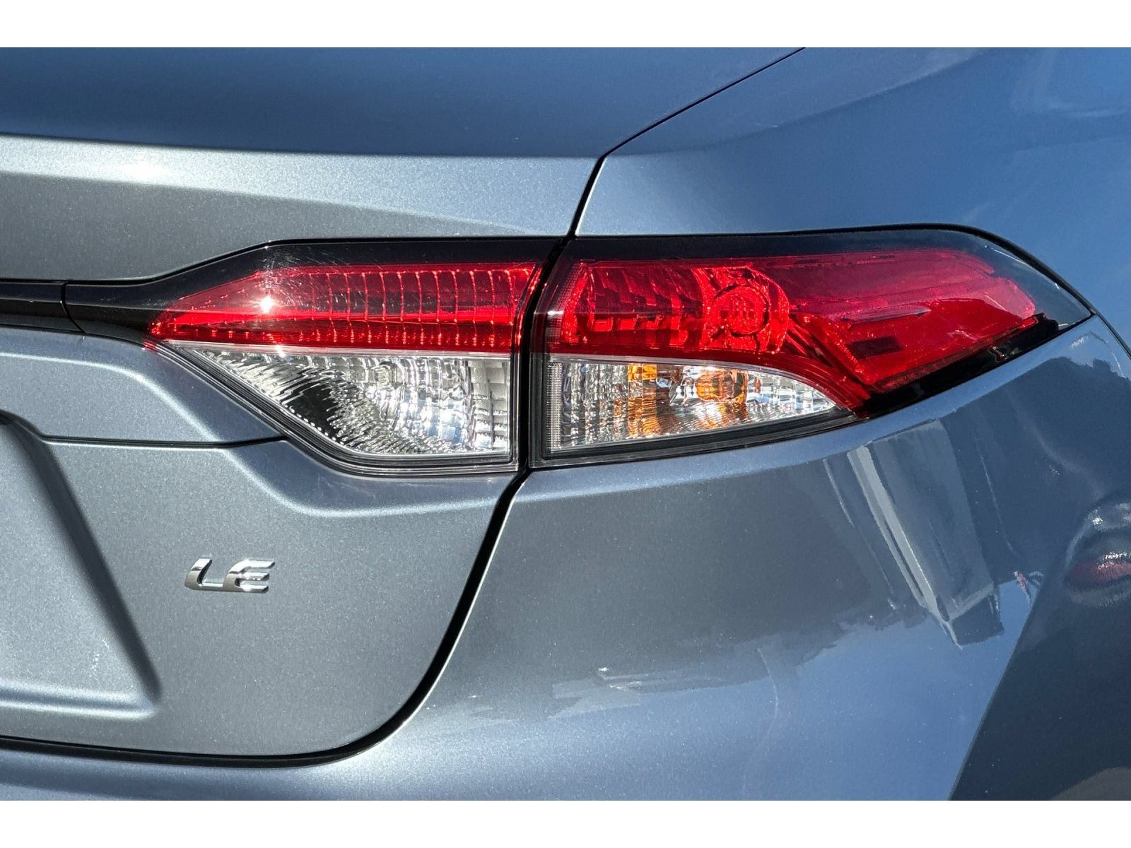 Certified 2025 Toyota Corolla LE FWD image 29