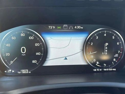 Used 2016 Volvo XC90 T6 Momentum w/ Momentum Plus Package image 40