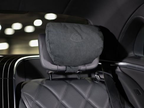 Used 2024 Mercedes-Benz Maybach S 580 Maybach S 580 4MATIC image 35