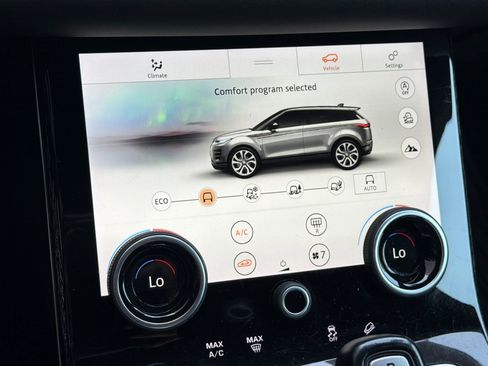 Used 2020 Land Rover Range Rover Evoque SE AWD/4WD image 22