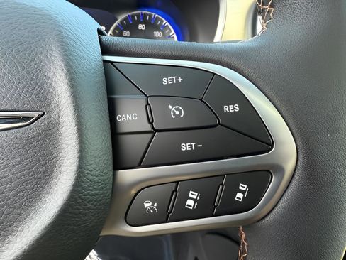 New 2026 Chrysler Pacifica Pinnacle w/ Trailer Tow Group image 20