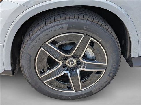 New 2026 Mercedes-Benz GLC 300 image 9