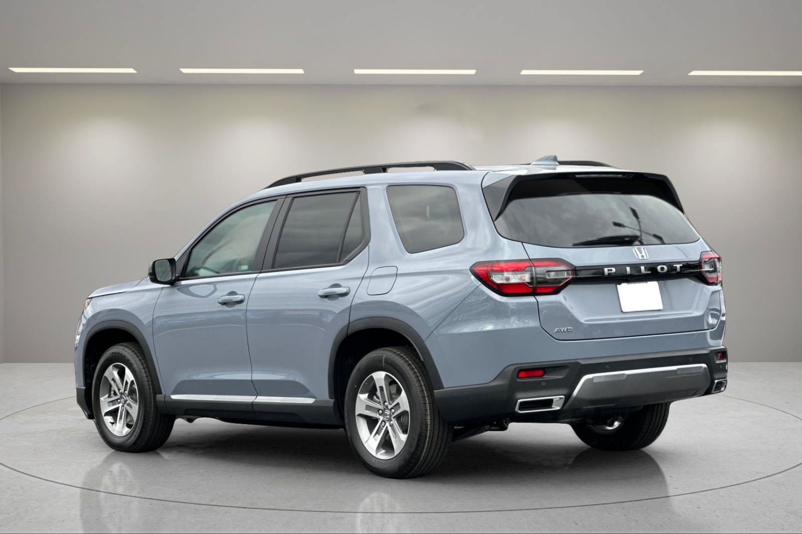 New 2026 Honda Pilot EX-L image 3