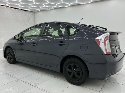 Used 2013 Toyota Prius Two FWD image 7
