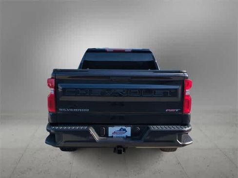 Used 2023 Chevrolet Silverado 1500 RST image 6
