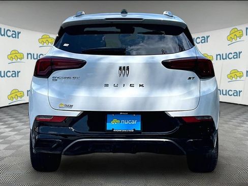 Used 2024 Buick Encore GX Sport Touring AWD/4WD image 5