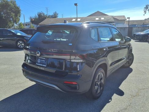 Certified 2025 Volkswagen Taos S image 7