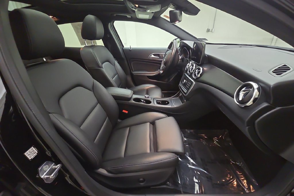Used 2019 Mercedes-Benz GLA 250 4MATIC image 29