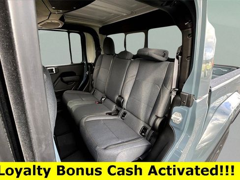 New 2025 Jeep Gladiator Sport image 26