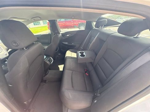 Used 2024 Chevrolet Malibu LT FWD image 12
