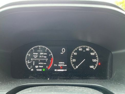 Used 2023 Honda CR-V LX image 9