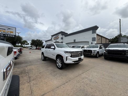 Used 2021 Chevrolet Suburban Premier AWD/4WD image 47