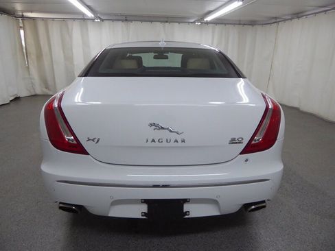 Used 2013 Jaguar XJ AWD image 5