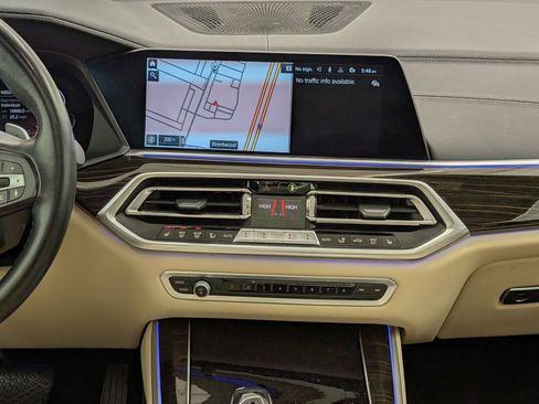 Used 2020 BMW X5 xDrive40i w/ Premium Package image 28