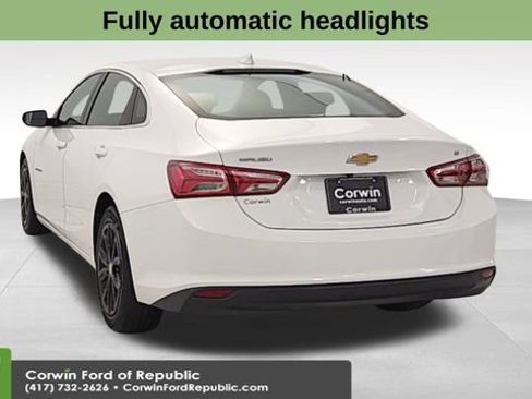 Used 2021 Chevrolet Malibu LT image 7