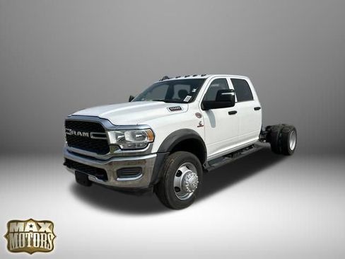 New 2024 RAM 5500 Tradesman w/ Chrome Appearance Group image 4