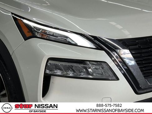 Used 2023 Nissan Rogue SL image 9