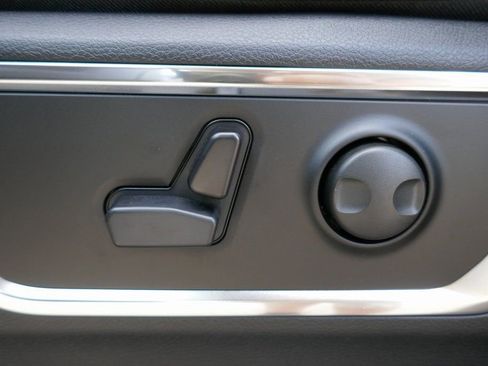 New 2026 RAM 1500 Laramie w/ Night Edition AWD/4WD image 21