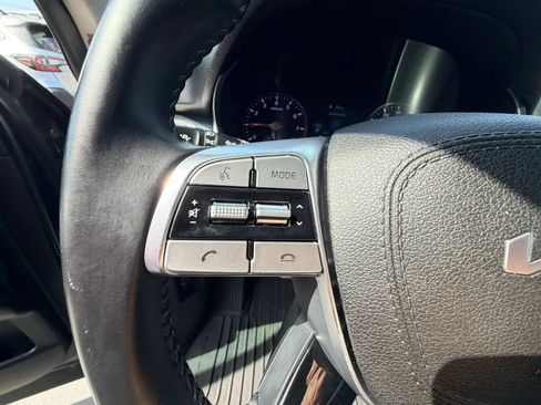 Used 2020 Kia Telluride S w/ S 8 Passenger Seating Package AWD/4WD image 12