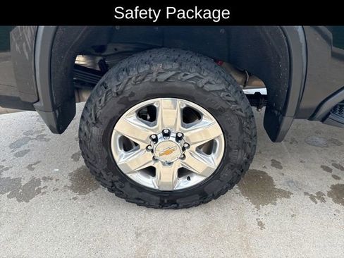 Used 2022 Chevrolet Silverado 2500 LTZ AWD/4WD image 10
