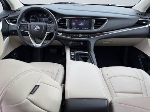 Used 2024 Buick Enclave Essence w/ Experience Buick Package AWD/4WD image 12