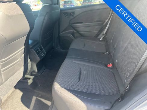 Used 2026 Subaru Forester Premium AWD/4WD image 10