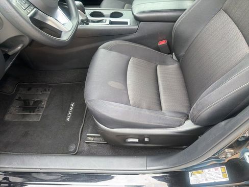 Used 2025 Nissan Altima 2.5 SV FWD image 20
