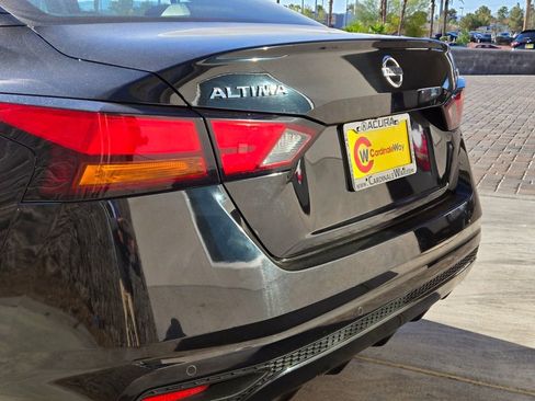 Used 2022 Nissan Altima 2.5 SV FWD image 4