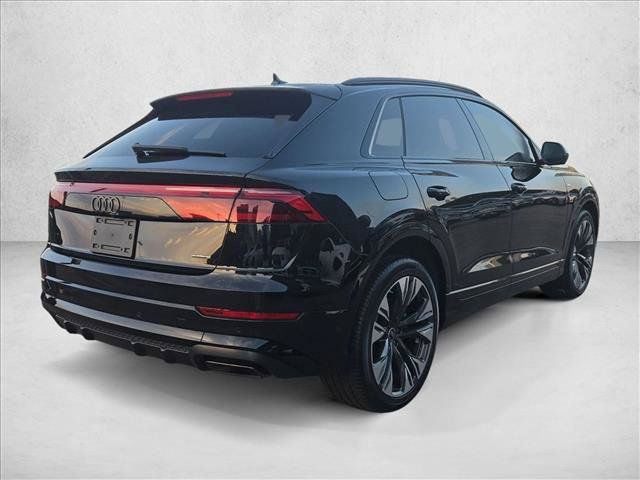 Used 2025 Audi Q8 Prestige AWD/4WD image 5