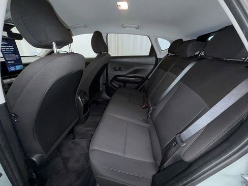 Used 2024 Hyundai Kona SEL AWD/4WD image 4