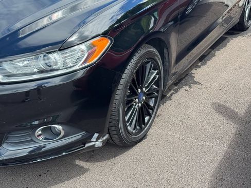 Used 2016 Ford Fusion SE w/ Equipment Group 202A FWD image 4