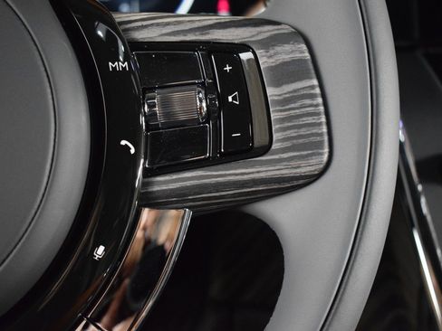 New 2026 Rolls-Royce Cullinan AWD/4WD image 31