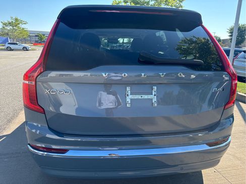 Used 2023 Volvo XC90 B6 Plus w/ Protection Package Premier AWD/4WD image 7
