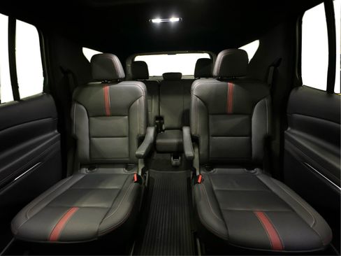 Certified 2024 Chevrolet Traverse RS AWD/4WD image 15