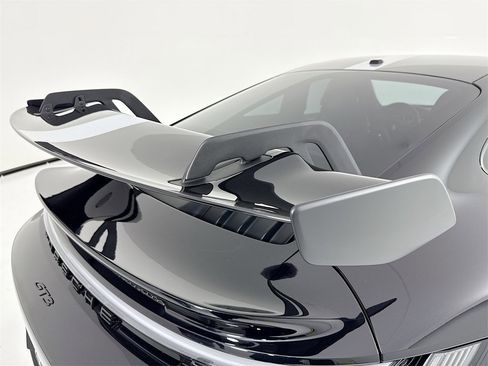 Used 2024 Porsche 911 GT3 image 33