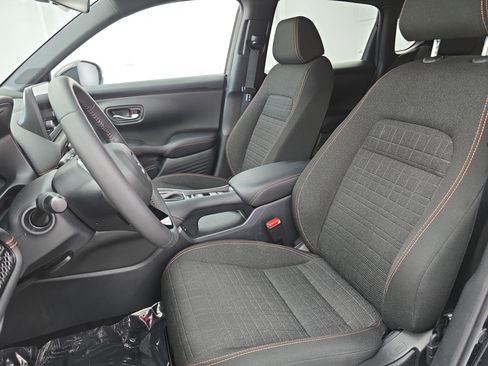 Certified 2025 Honda HR-V Sport image 14
