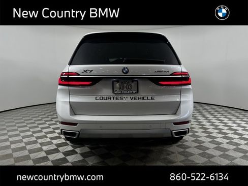 Used 2026 BMW X7 xDrive40i image 6