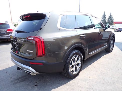 Used 2020 Kia Telluride EX AWD/4WD image 6