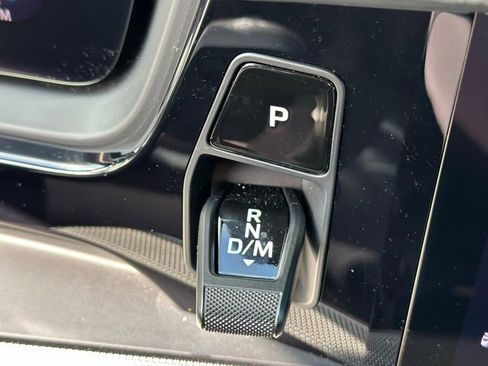 Used 2025 Porsche Cayenne S image 32