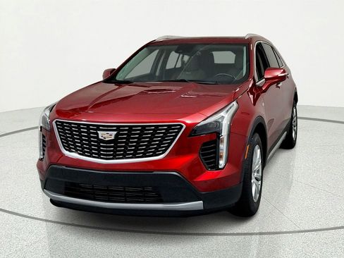 Certified 2023 Cadillac XT4 Premium Luxury w/ Cold Weather Package AWD/4WD image 8