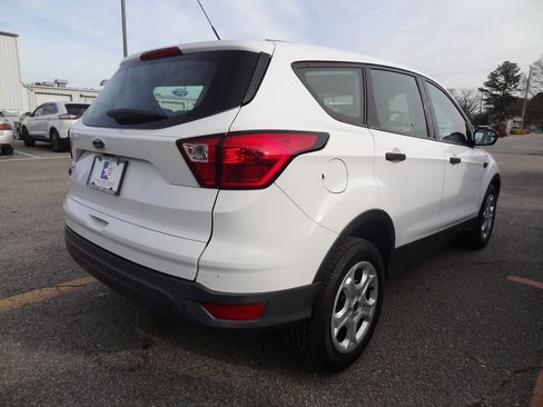Certified 2019 Ford Escape S image 7