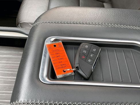 Used 2021 GMC Yukon Denali image 36