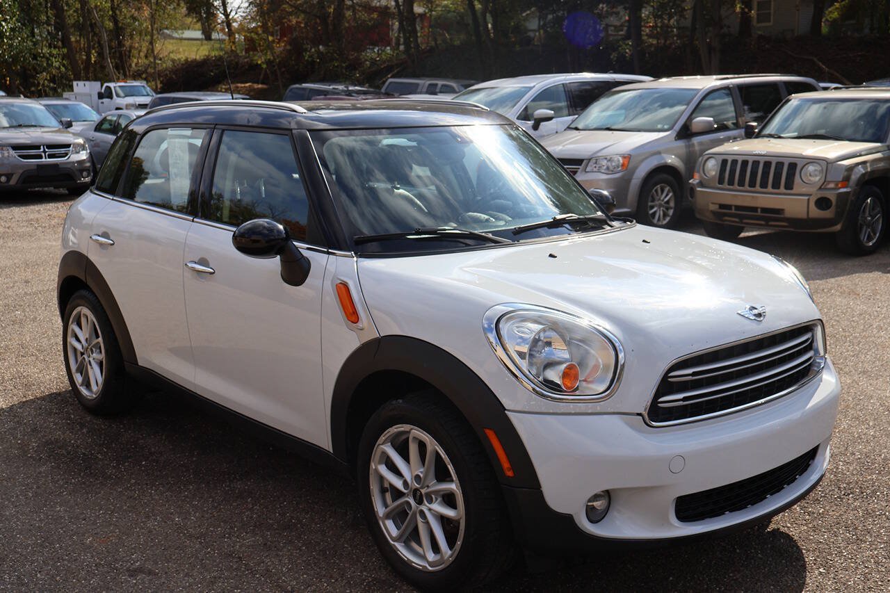 Used 2016 MINI Cooper Countryman FWD image 1