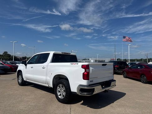 Used 2023 Chevrolet Silverado 1500 LT AWD/4WD image 13