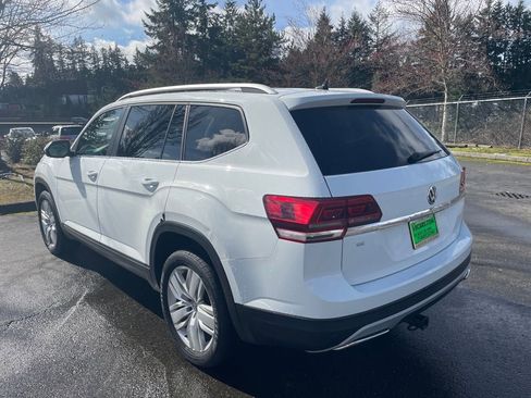 Used 2019 Volkswagen Atlas SE w/ Panoramic Sunroof Package image 7