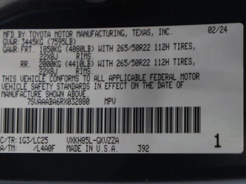 Used 2024 Toyota Sequoia Capstone AWD/4WD image 60