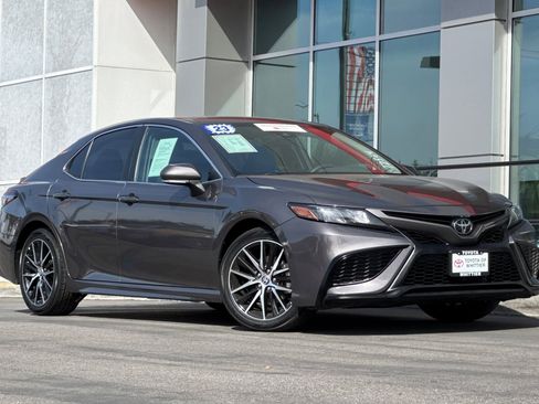 Certified 2023 Toyota Camry SE image 2