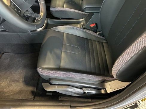 Used 2025 MINI Cooper S image 9