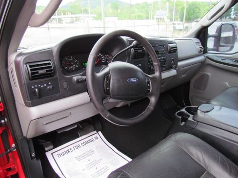 Used 2006 Ford F250 Lariat AWD/4WD image 9